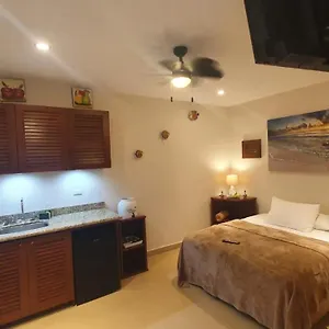 Coralito Malecon Luxury Isla Mujeres